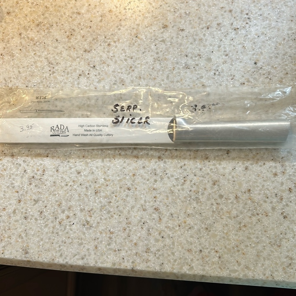 RADA 7” Serrated Slicer